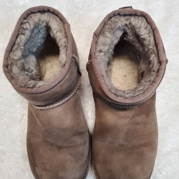 Ugg Classic Chocolate‎ Brown Suede Lined Mini Short Bootie Boots Shoes Women 6 - Picture 5 of 12